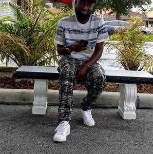 Meet your Posher, Kingsley